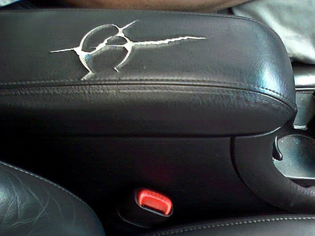 car armrest damage to be repaired